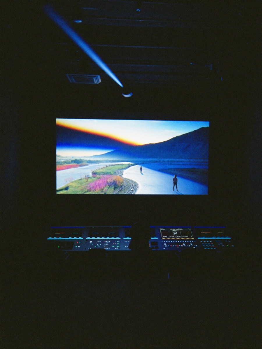 컬러 그레이딩 룸